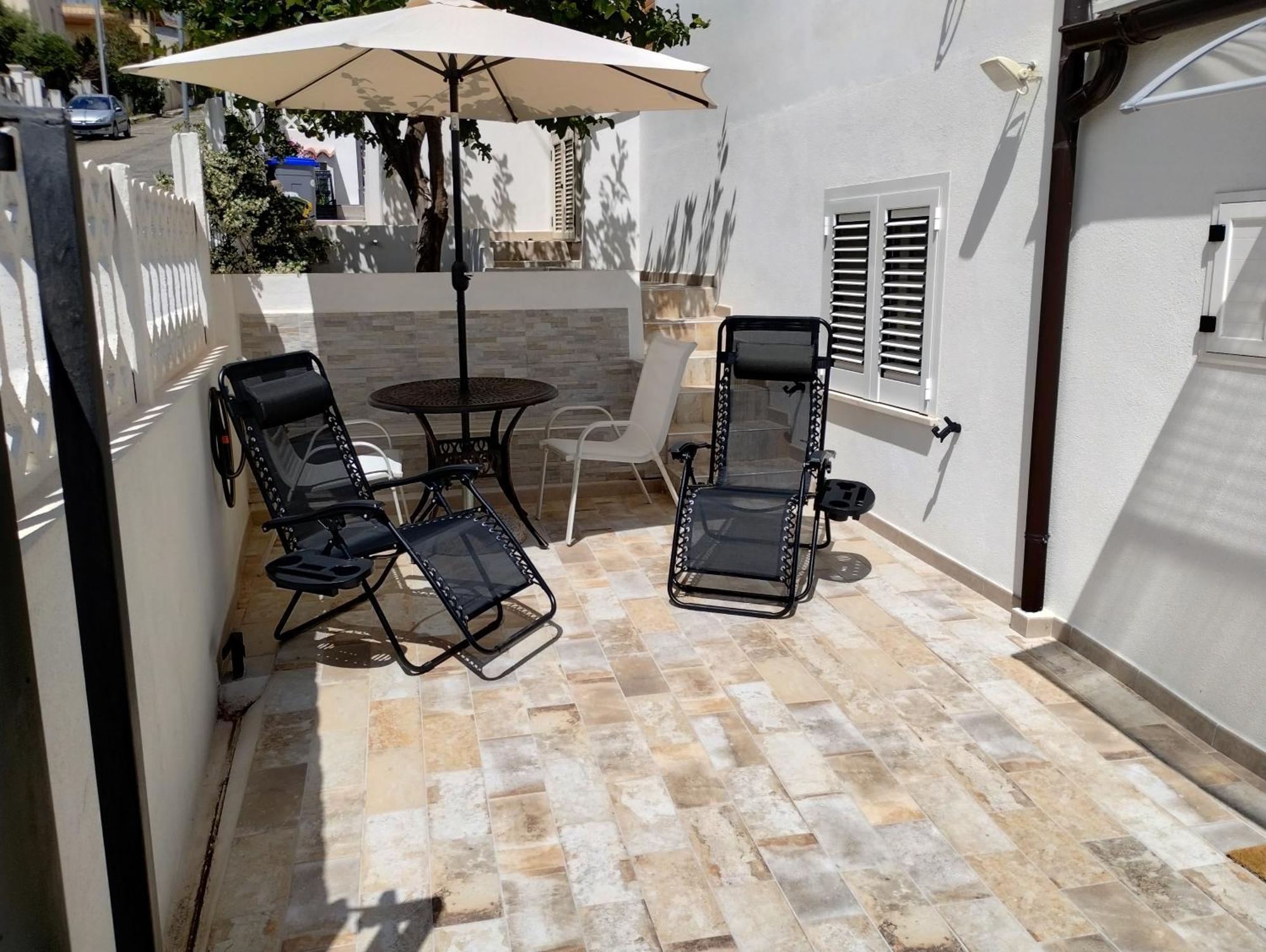 Casa Al Mare Orchidea - Motoparking - Wifi Free - Ac Cala Gonone Kültér fotó